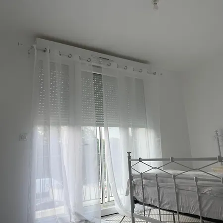Apartament Ekr - Moderne 3 Carbon-Blanc