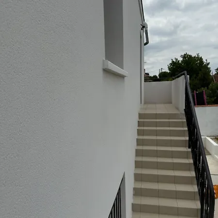 Ekr - Moderne 3 * Carbon-Blanc